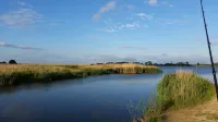 Enjoy Rügen in peace and quiet, great location for cycling tours, close to the water - Wifi