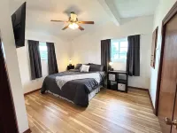 Kadia’s Place-The One With The Pool Table & TVs