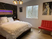 Hocking Hills Cabin, 2 acres of wooded forest, 10 min away from Old Man’s Cave