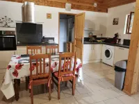 Chalet au Cœur du Périgord Noir - Hytter