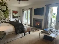 Luxuriously Appointed Private Large Guest Suite in a Landmark Victorian