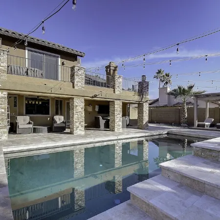 Scottsdale Kierland Compound w/ Large Hot Tub!