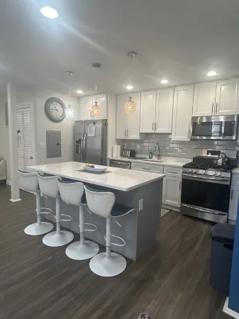 LUXURY BIG APARTMENT. VERY CLOSE TO NYC Отели рядом с достопримечательностью «Запад Нью Йорк Паркс Департмент»