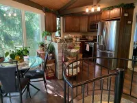Round Cabin - 5 min to Bedford - Deck - Hike- Golf - Across Omni Bedford Springs