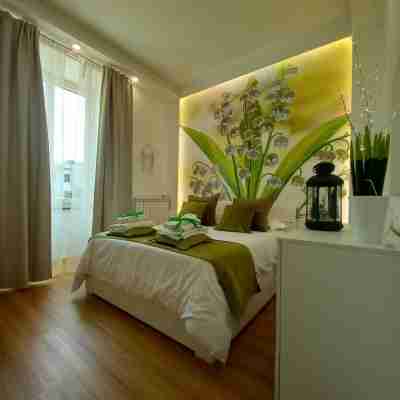 Natural Mind: Entire apartment in the heart of Pompeii "Private parking Rooms