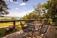 The Cabin on Canyon Lake!