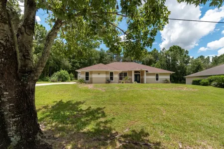 HEATED PRIVATE POOL | CLOSE TO RAINBOW RIVER, CRYSTAL RIVER & GOLFING Отели в г. Ситрэс-Спрингс