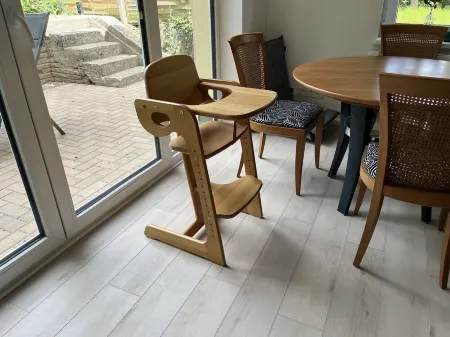 6 N-Street - Luxuriously furnished vacation apartment with garden