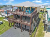 4B3B Sleeps 12, Hot Tub, Golf Cart, Ocean View, Elevator, Huge Covered Deck,