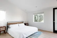 Newly built Los Angeles enclave ready for your entire family