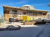 Death Valley Gateway Suite-A