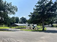 NEW! 4Bed/ 2 Bath home near Moors Resort and Marina by Kentucky Lake