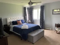 Welcoming retreat close to Cornell, Ithaca College, and Cayuga Lake Hotels in Lansing