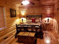 Beautiful cabin style home backing up on the White River!