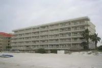 Top Floor with  Spectacular Direct Gulf View