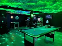 Hot Tub & Cloud Ceiling House Hotels in Montville