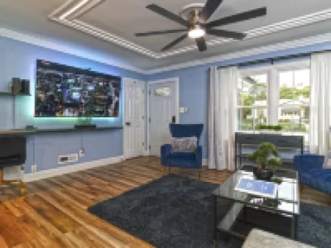 Cozy 3bdrm 2ba mins from Downtown Hotels in Gilmer