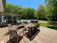 NEW! Warren Woods Pool Retreat on private 5 acres, new large heated pool & hotub