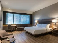 AC Hotel Bogota Zona T Hotels near Chicó