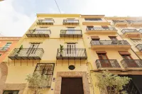 Casa Clarita Hotels in Valencia
