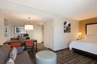 Embassy Suites by Hilton Oklahoma City Downtown Medical Center Các khách sạn gần Black Liberated Arts Center