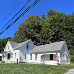 New! Cozy 4bedroom autumn and winter retreat in the heart of S. Londonderry, VT