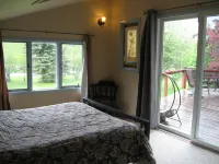 Club Ted , 5 minutes from Glacier Park Entrance. Hotels in der Nähe von Lake McDonald