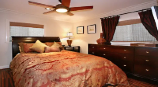 A Few Steps to the Beach! Ocean Views, Patio and 1 Car Garage Parking!