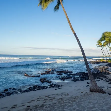 Sunset in Paradise Oceanfront 1Br/1BA Condo at Kona Reef Fast WiFi & Dual AC