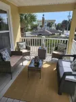 1ST STREET II BEACH HOUSE, UPDATED DOG FRIENDLY  FENCED IN YARD 1 BLOCK TO BEACH