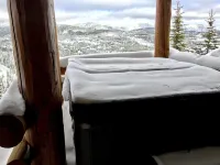 Stunning Ski-in Ski-out Saddle Ridge End Unit in Big Sky/Moonlight