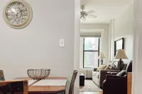 The Walnut: 1-Bedroom 2nd floor apartment in Downtown Champaign