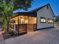 Spectacular Yard•Fire Pit•3 Blocks to Dwntn Williams Rt 66• Guest Favorite•
