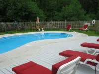 5 Bedroom Pet Friendly House Lake George Region - Pools