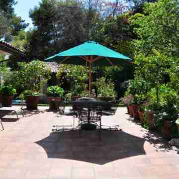 Luxury Mediterranean-Style Home with All the Extras Hotel Exterior