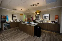 Hampton Inn & Suites by Hilton Truro - breakfast