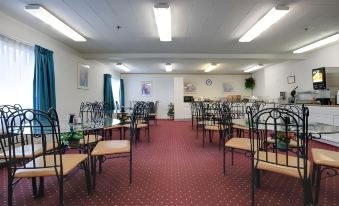 Red Lion Inn & Suites Ontario