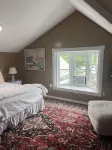 Maine waterfront home, with hot tub and dock access, 1 mile from downtown Bath