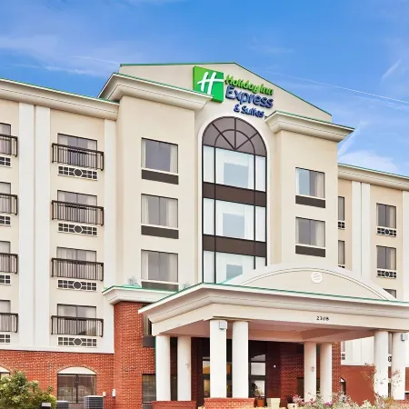 Holiday Inn Express & Suites WILSON I-95 by IHG
