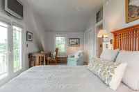 Timeless Days: Maine Coast Waterfront, Fisherman's Cottage With Deepwater Dock