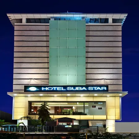Hotel Suba Star Ahmedabad Отели рядом с достопримечательностью «Торговый центр Alpha One»