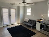 Stylish Guesthouse • Hot Tub • Private Entry