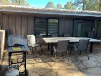 Spacious 3-bedroom house conveniently located in Ruidoso