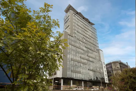 Unique Mine Luxury Lofts by Jalo Отели рядом с достопримечательностью «Biblioteca Pública Virgilio Barco»