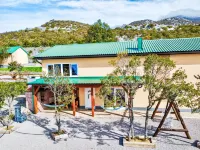 Iva & Lea Hotels in Opcina Karlobag