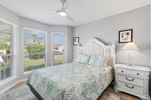 🌴Pristine Home🌴 3/2, 2K, 1Q,  Private Heated Pool☀️hot tub🌊Private Beach⛱️ - 2-Star