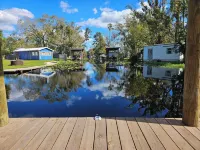 Froggies Fish Camp-Dunns Creek & St. Johns RiverBoating & Fishing Paradise!