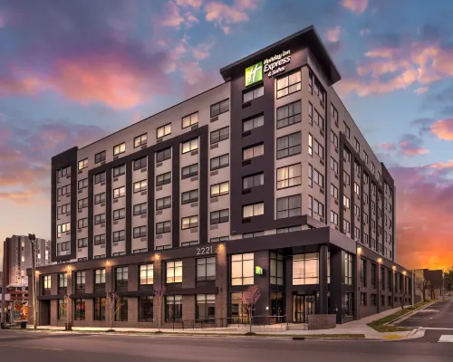 Holiday Inn Express & Suites NASHVILLE WEST END - UNIV AREA by IHG Hotels in Davidson County