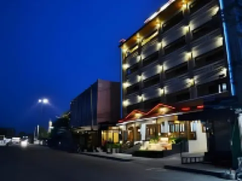 โรงแรมริเวอร์ฟร้อนท์มุกดาหาร โรงแรมในอำเภอเมืองมุกดาหาร