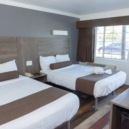 Value Inn Bellflower